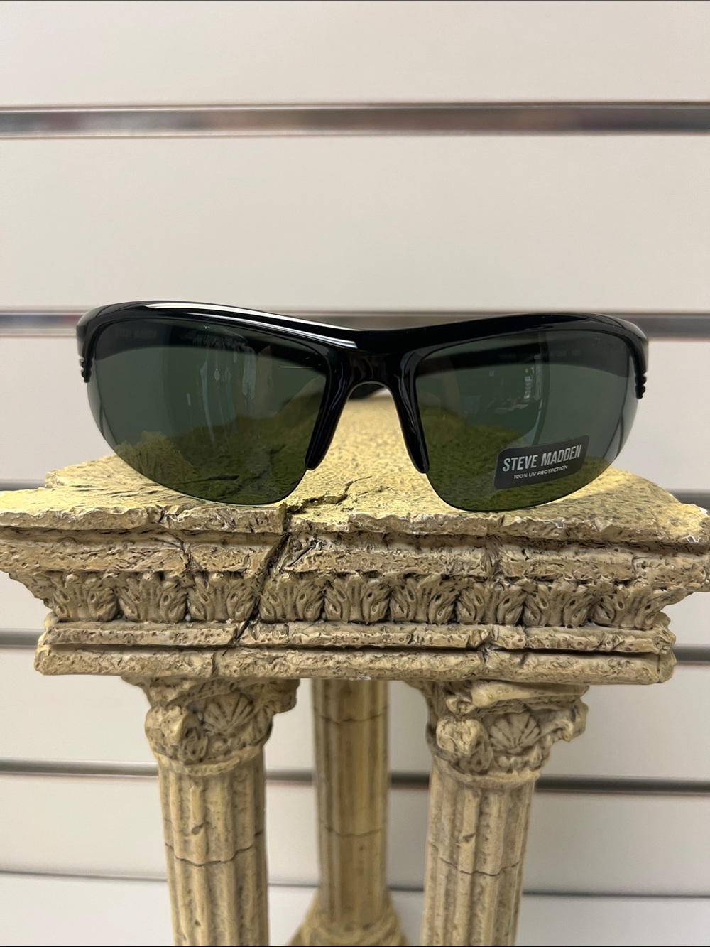 Steve Madden Black Sunglasses with Dark Lenses